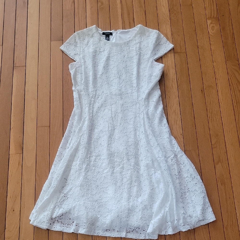 Elegant White Lace Dress